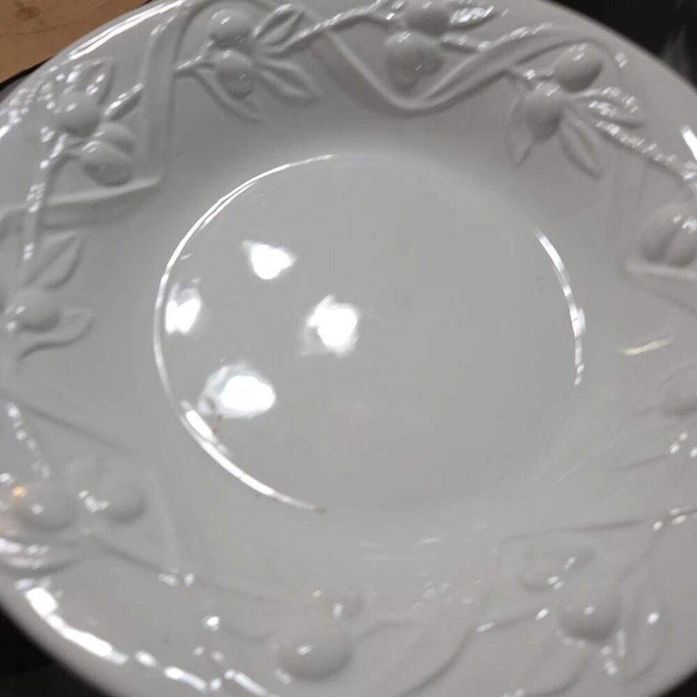 Williams Sonoma Patrizi 10” bowl. Olive harvest pasta bowl. - Picture 2 of 5